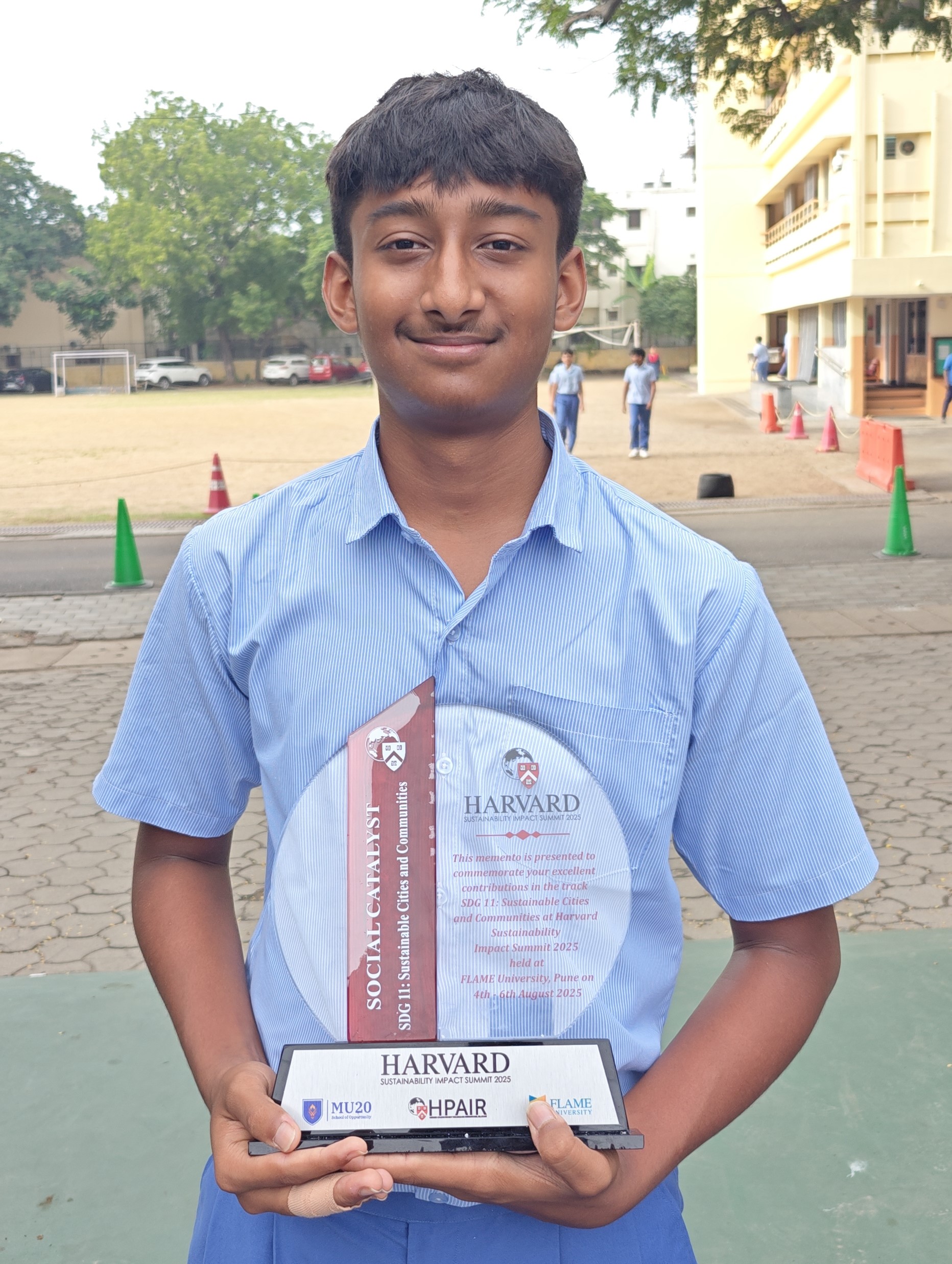 ARAV SETH SECURED 1ST PLACE AS A SOCIAL CATALYST OUT OF 50 DELEGATES IN THE HARVARD SUSTAINABILITY IMPACT SUMMIT HELD AT FLAME UNIVERSITY.